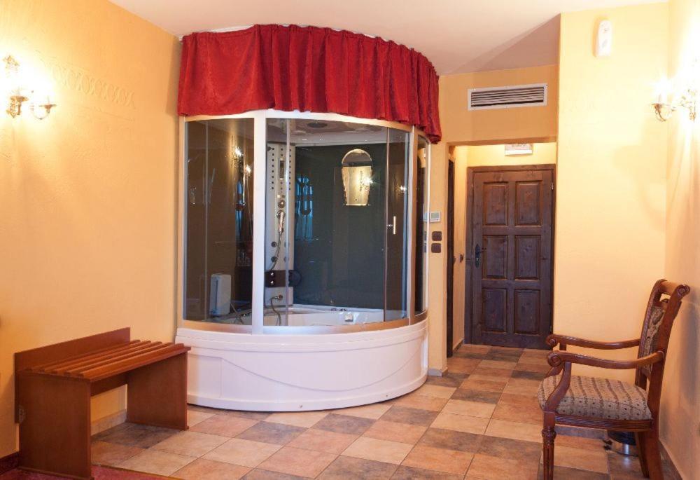 Kaloyanova Fortress Hotel Arbanasi Habitación foto